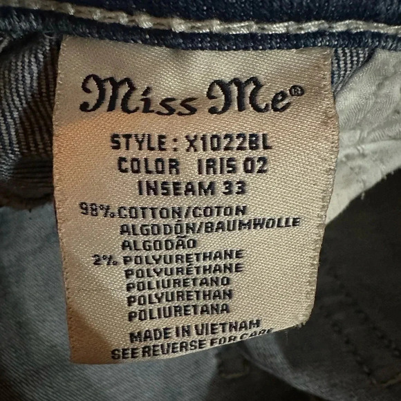 Miss Me distressed/rigged jeans size 27/33 - Picture 13 of 13